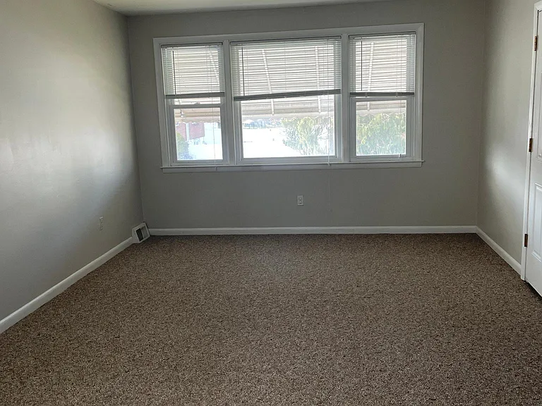 6915 Shalkop St #2 — Photo 7