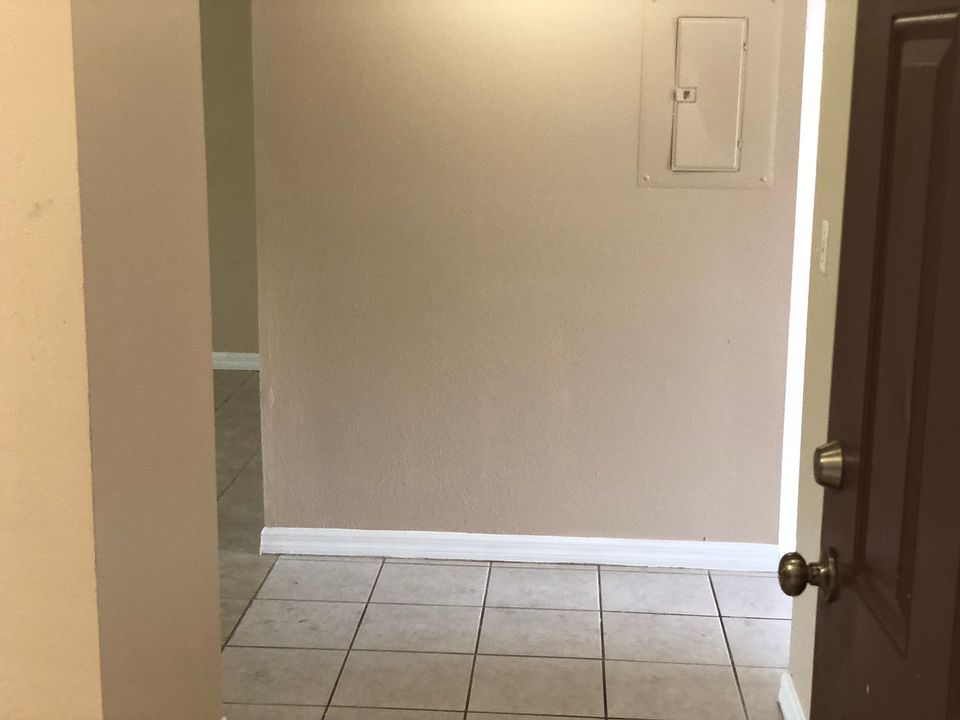 1st image of 9508 Newdale Way APT 102