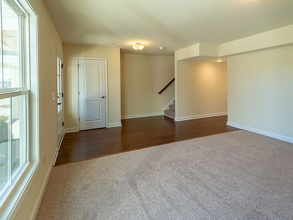 2nd image of 117 Broad St