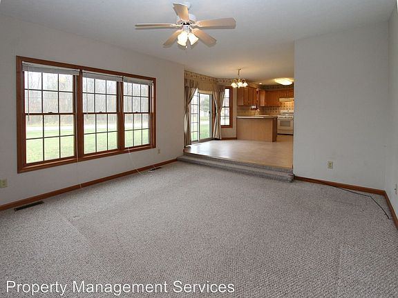 2nd image of 2311 Sterling Ct