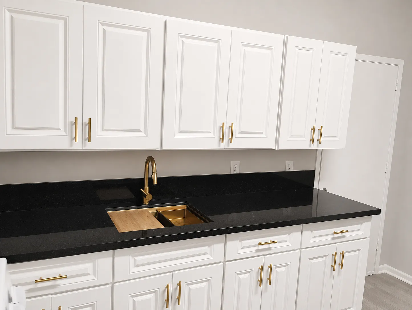 3 bed, 850 sqft, $1,620 — Photo 1