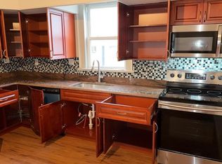 15 Delaware Ave, West Pittston, PA 18643