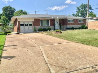 9907 Wil Bes Dr, Saint Louis, MO