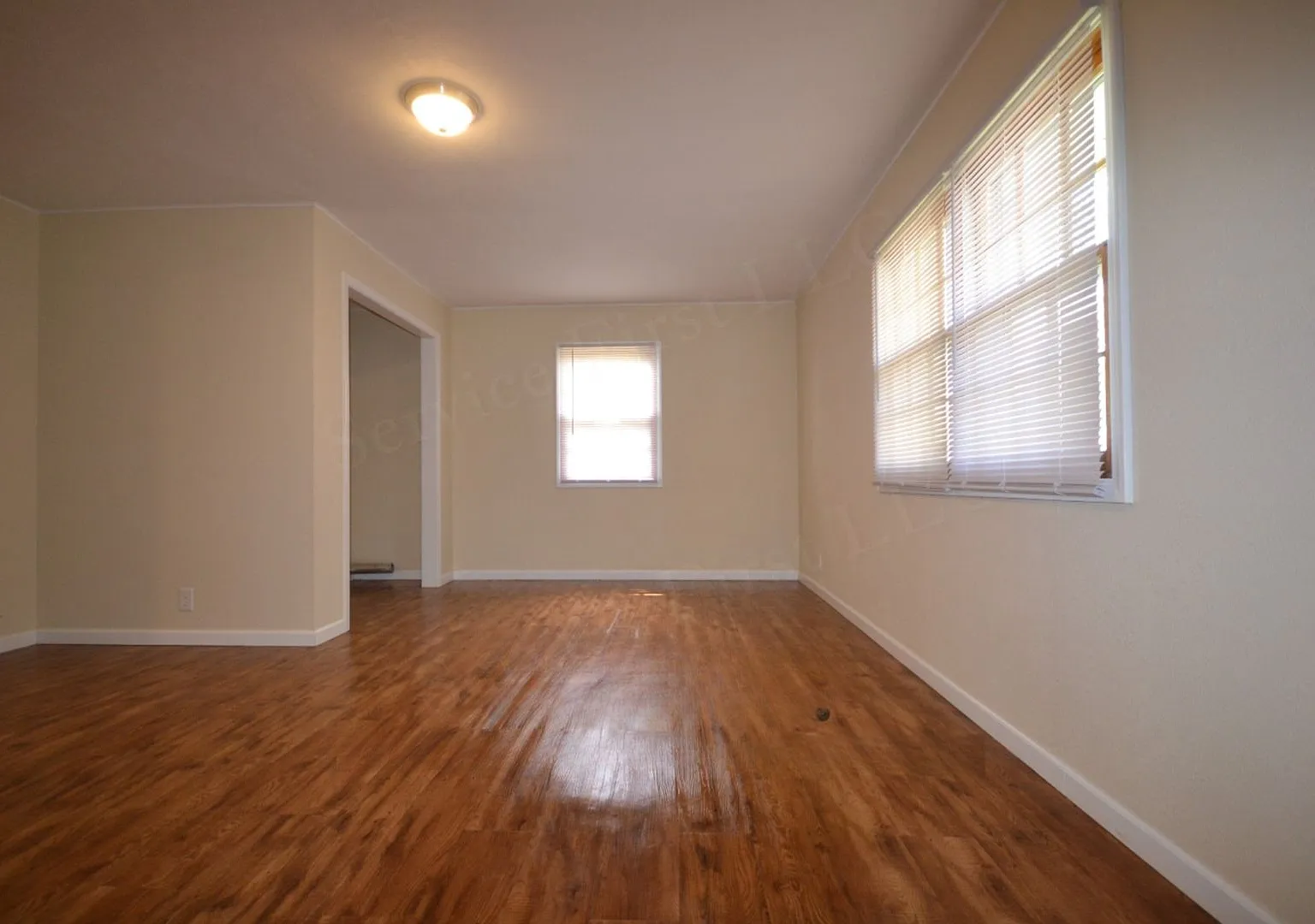 316 N Wilson — Photo 4