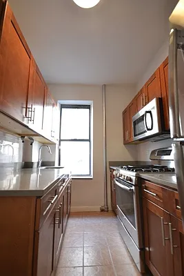 Rented by Bold Marketing | media 44