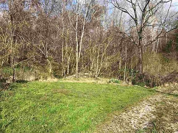 3rd image of 820 County Road 60
