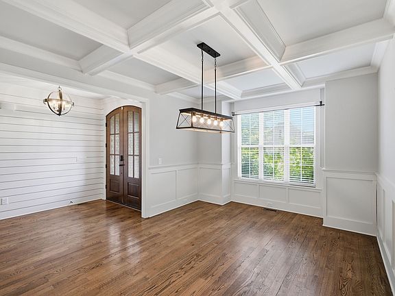 4th image of 3033 Elkhorn Pl