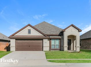 2540 Old Buck Dr, Weatherford, TX 76087