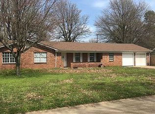 1100 W 9th St, Kennett, MO 63857