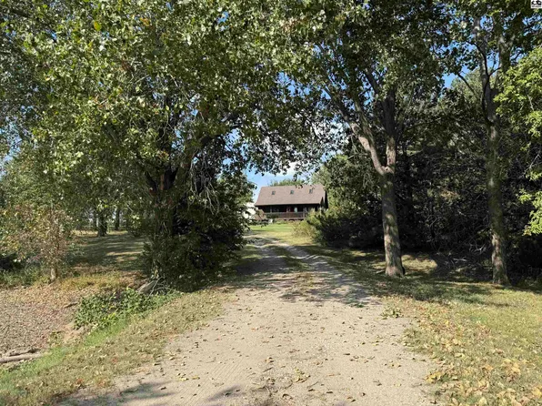 2047 18th Ave, McPherson, KS 67460