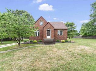 9990 Albion Rd, North Royalton, OH 44133
