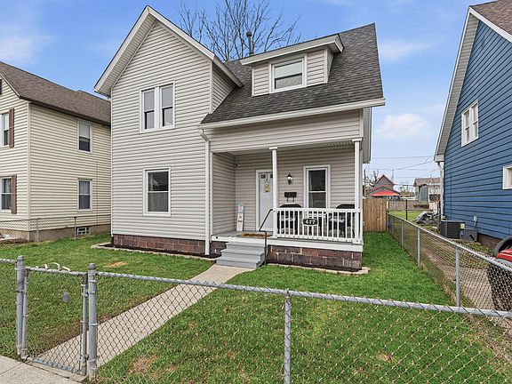 4th image of 417 Tuscarawas St