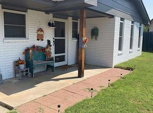 2806 Choctaw Ct, Woodward, OK 73801