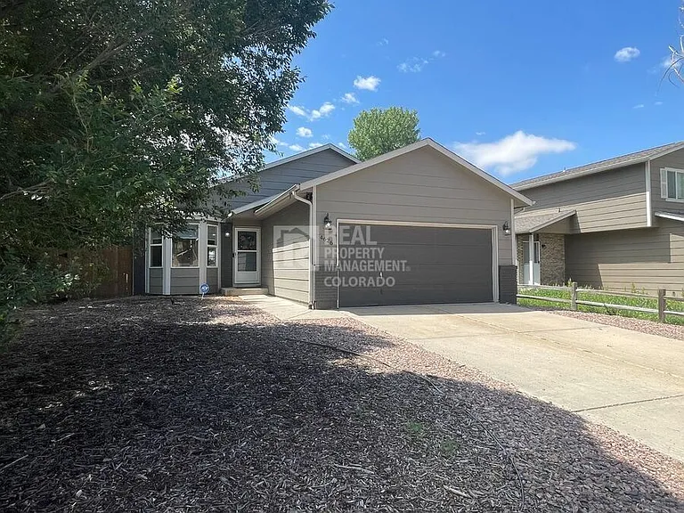 4626 Witches Hollow Ln — Photo 1