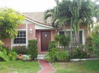 9249 Carlyle Ave, Surfside, FL 33154