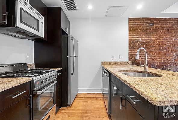 1st image of 331 E 81st St #4RR
