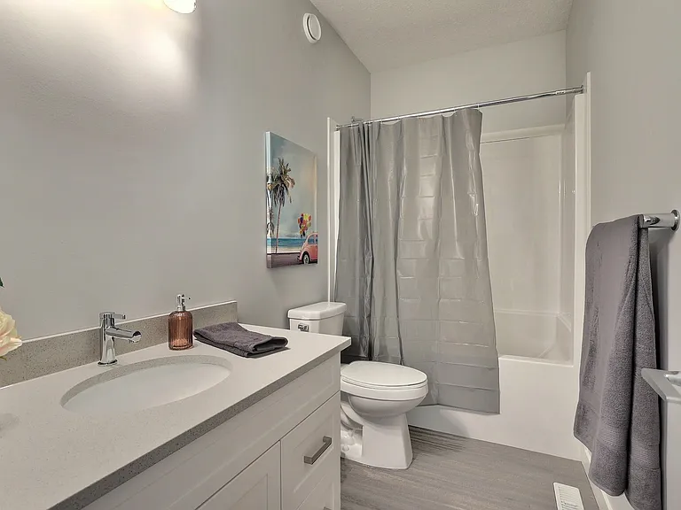 5111 E Primrose Green Dr — Photo 12