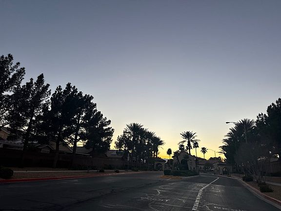 4th image of 3709 Citrus Heights Ave