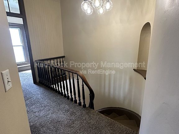 2nd image of 802 McKinley St