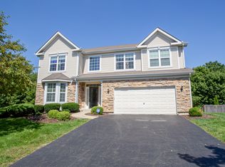4 Ridge Ct, Bolingbrook, IL 60440