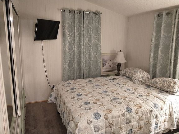 4th image of 40840 County Road 25 #52