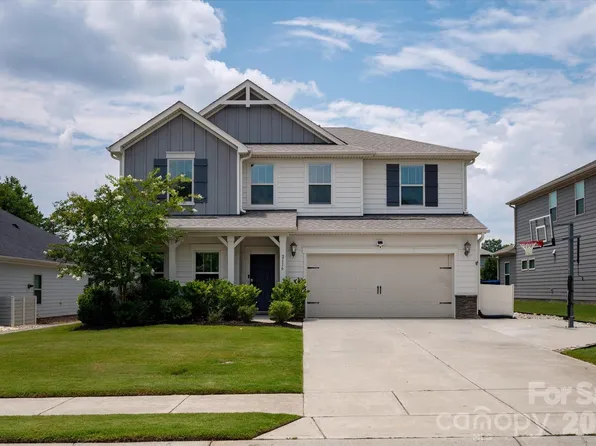 2116 Poplar Ridge Dr, Monroe, NC 28110