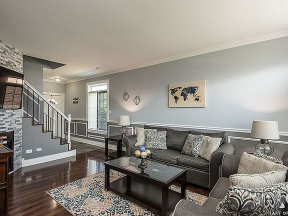3rd image of 18497 Bellagio Cir