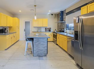 917 S Montezuma Ave, Phoenix, AZ 85003