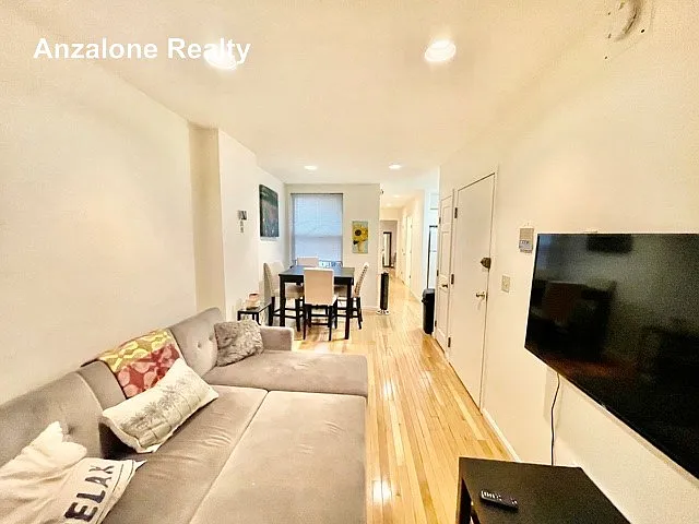 14 1/2 Hull St #5 — Photo 8