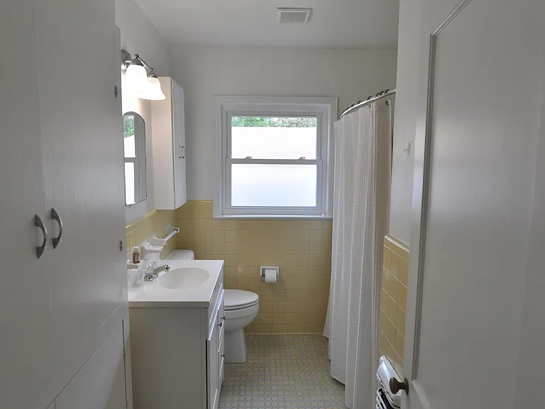 4500 Ramsey Ave #B — Photo 6