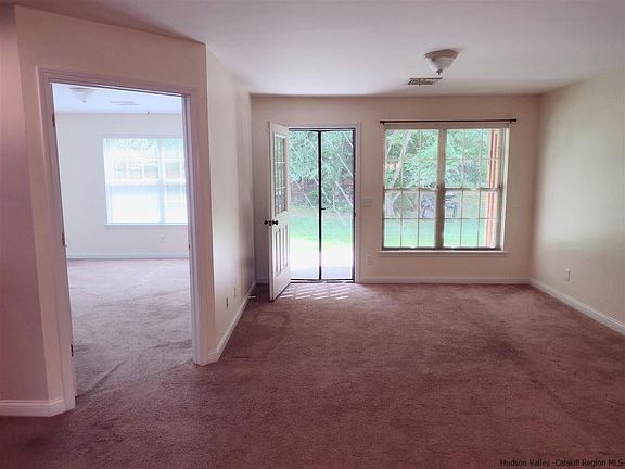 4th image of 775 Gregory Ct
