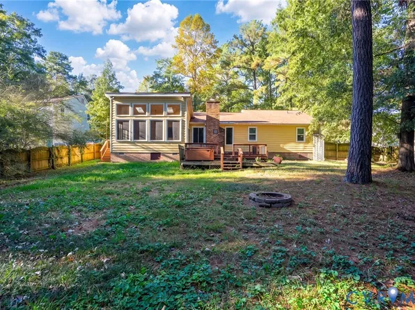 4003 Somer Lane Cir, Chester, VA 23831