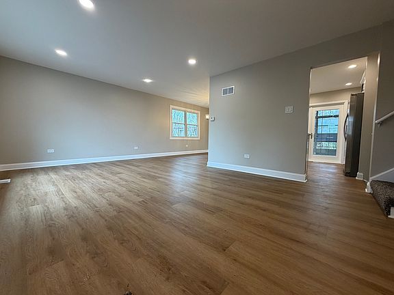 2nd image of 7547 Blazer Ave