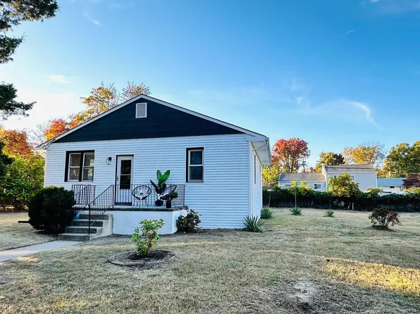 37 Brown St, Lawnside, NJ 08045