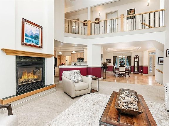 4th image of 2486 Westfield Dr