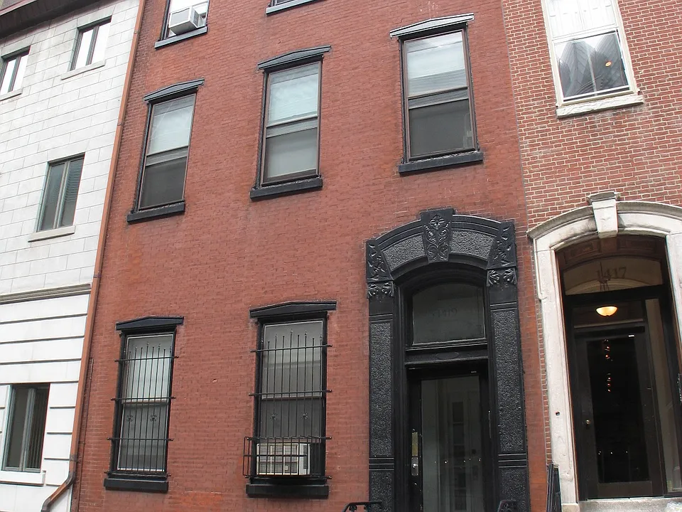 Building Photo 4