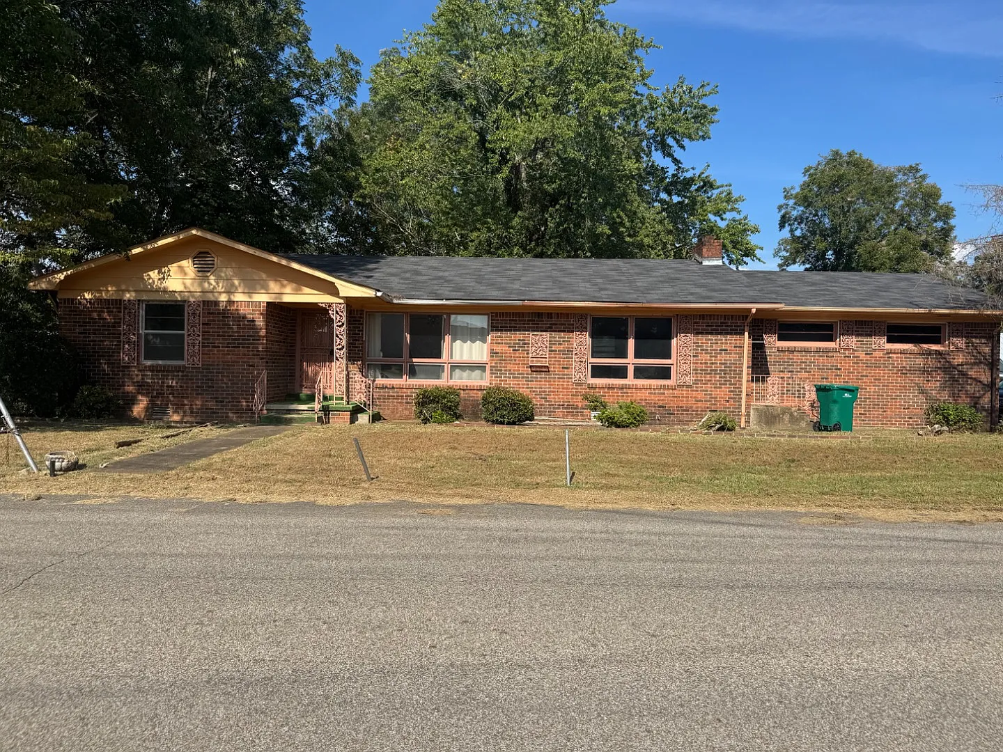 4030 W Jackson St — Photo 1