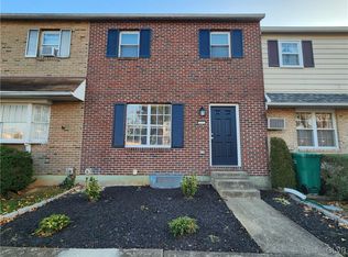5730 Greens Dr, Allentown, PA 18106