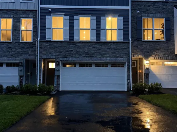 70 Silas Rd, Budd Lake, NJ 07828