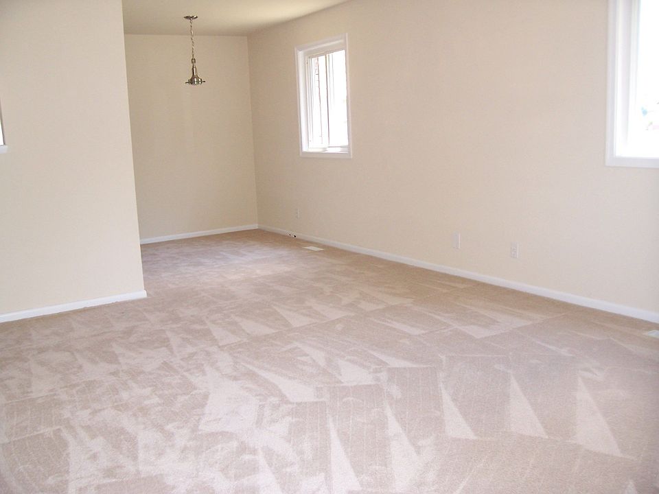 1st image of 807 Liberty St