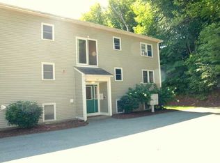 113 New River Rd APT 1, Lincoln, RI 02838