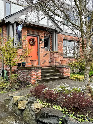 4124 Burke Ave N Photo 1