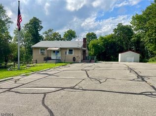 71 Ford Rd N, Denville, NJ 07834