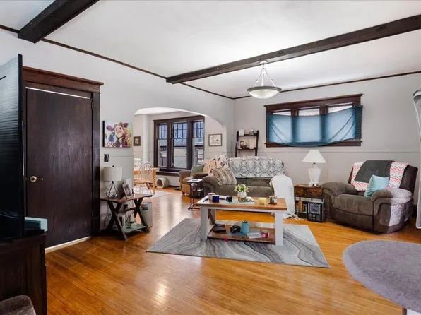 423 Litchfield Ave SE, Willmar, MN 56201