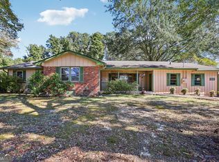 5136 Groovers Landing Rd SE, Acworth, GA 30101