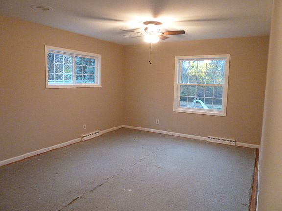 MASTER NO CARPET YET