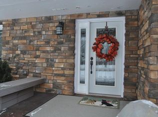1807 Douglas Ave, Yankton, SD 57078
