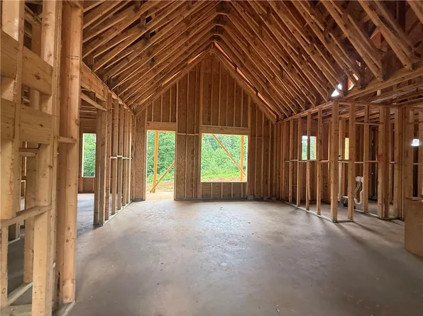 2 Blue Mountain Rd, Morganton, GA 30560