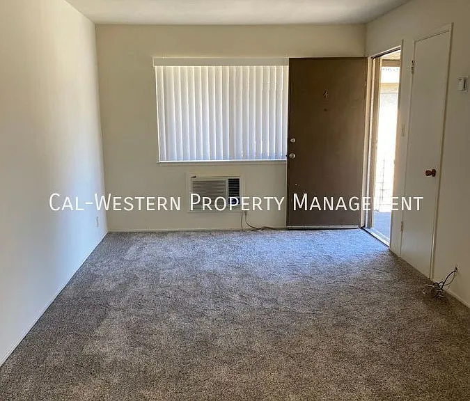 161 E Reed St #4 — Photo 1