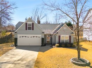 150 Longwood Ln, Easley, SC 29642